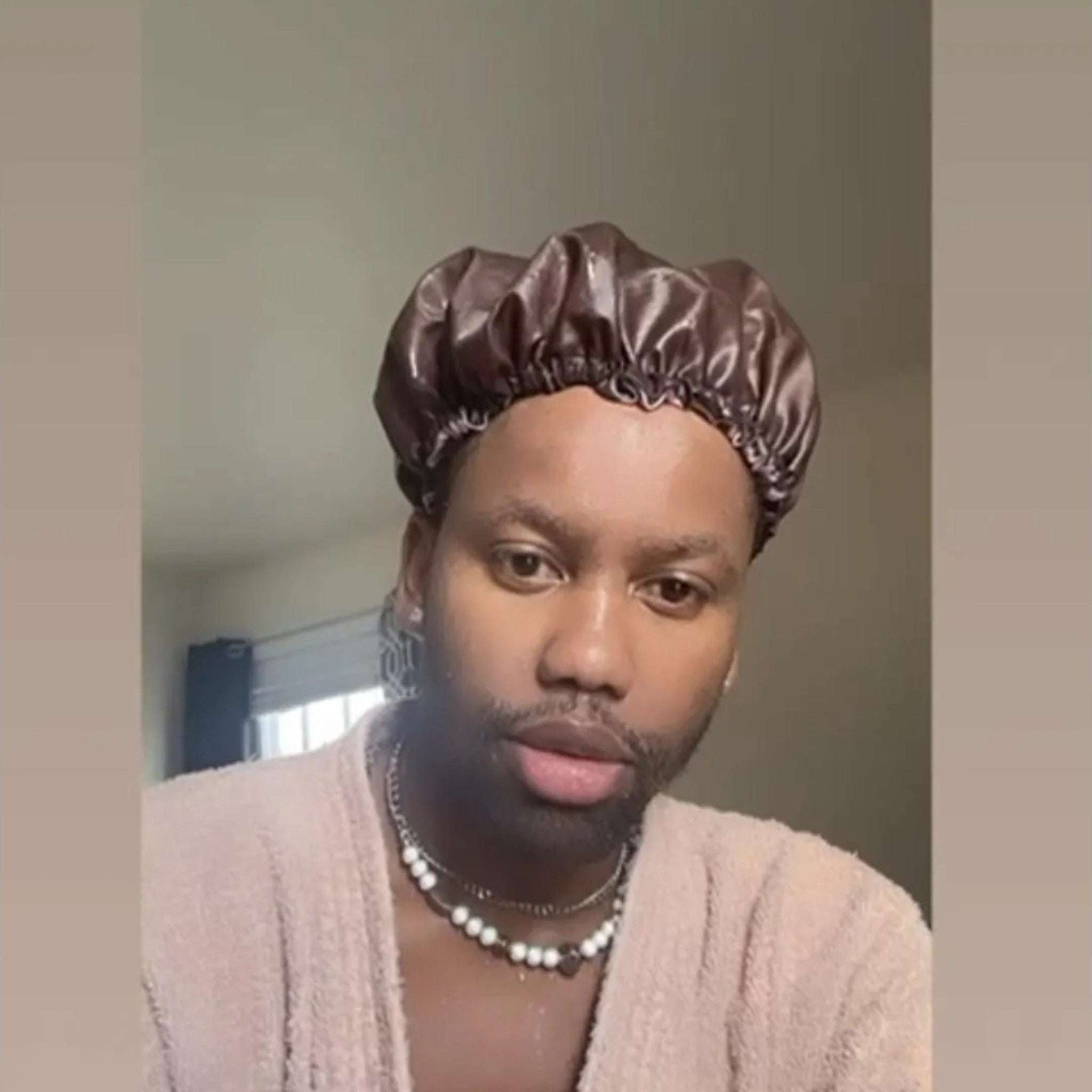 Satin Shower Cap - Waterproof Hair Protection | Couronne Par Elle - Couronne Par Elle